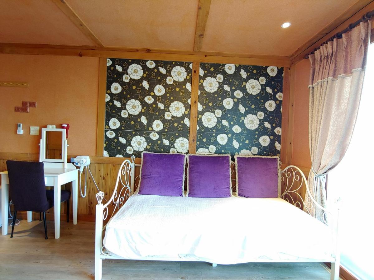 Herb In Pension Jeju Extérieur photo