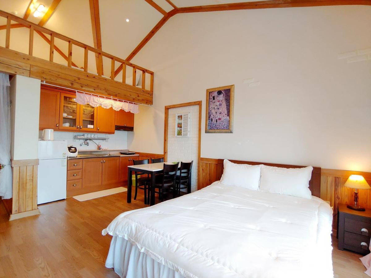 Herb In Pension Jeju Extérieur photo